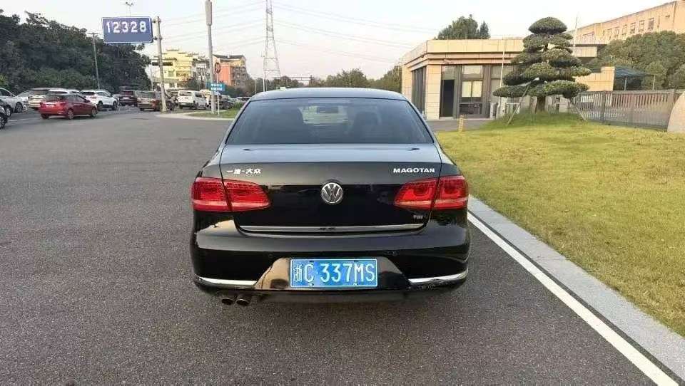 Volkswagen Magotan Facelift 1.8TSI Luxury 4
