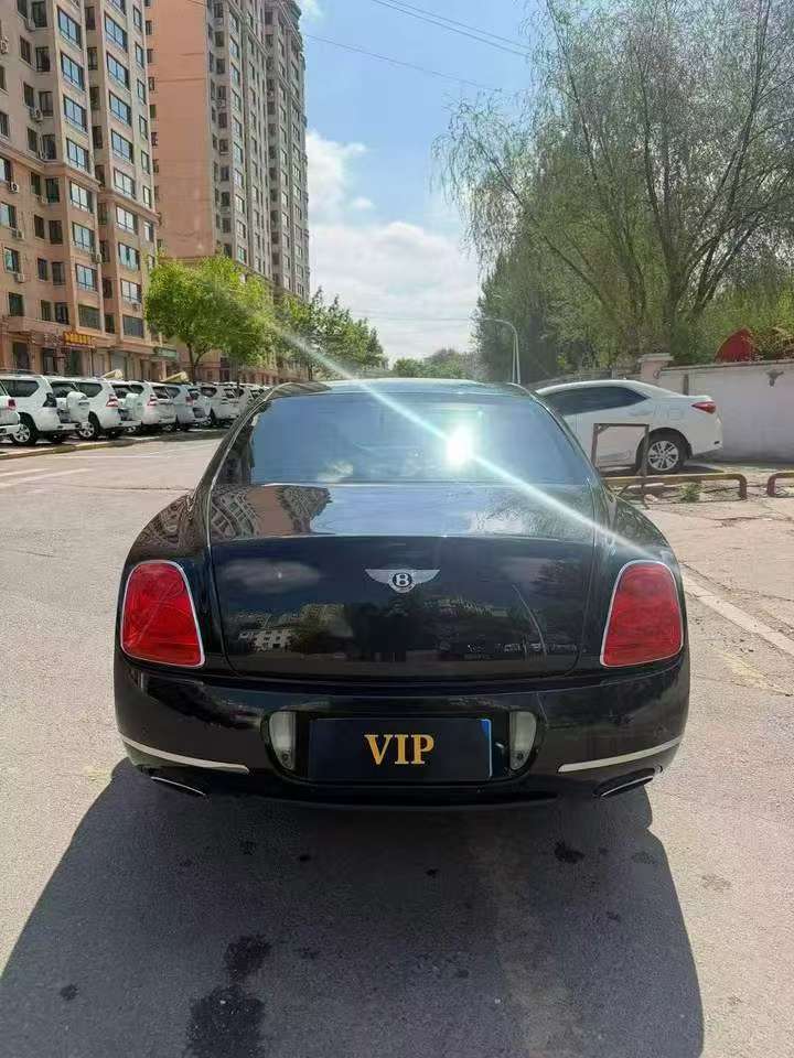 Bentley Flying Spur 2009 5