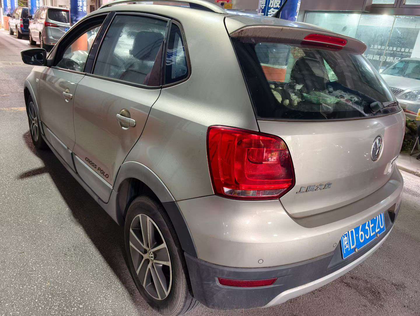 Volkswagen Polo 2013 1.6L Automatic Sunroof 4