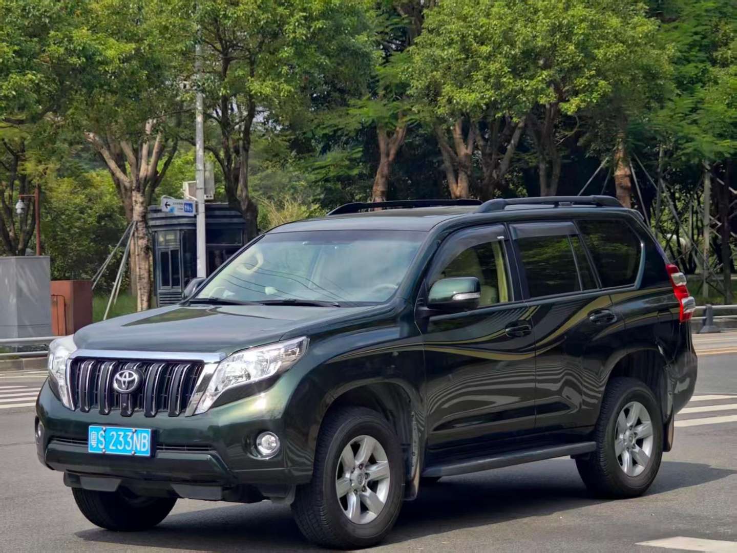 Toyota Prado 2016 2.7 Automatic Standard 5-Seat 2
