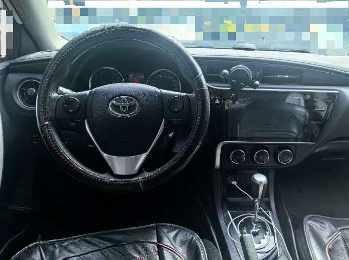 Toyota Corolla 2018 1.2L Automatic Sunroof 4