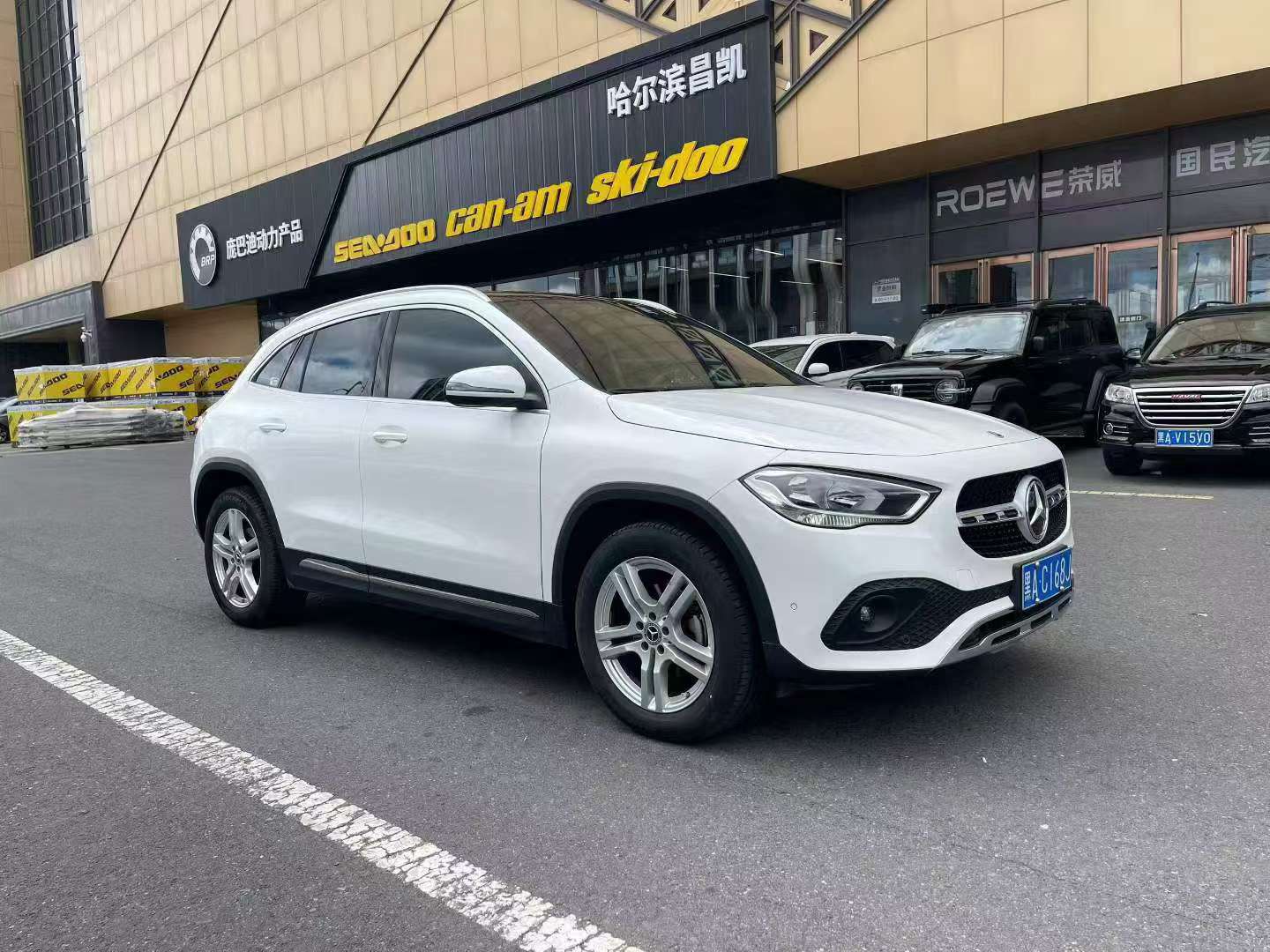 Mercedes-Benz GLA 2021 GLA180 3