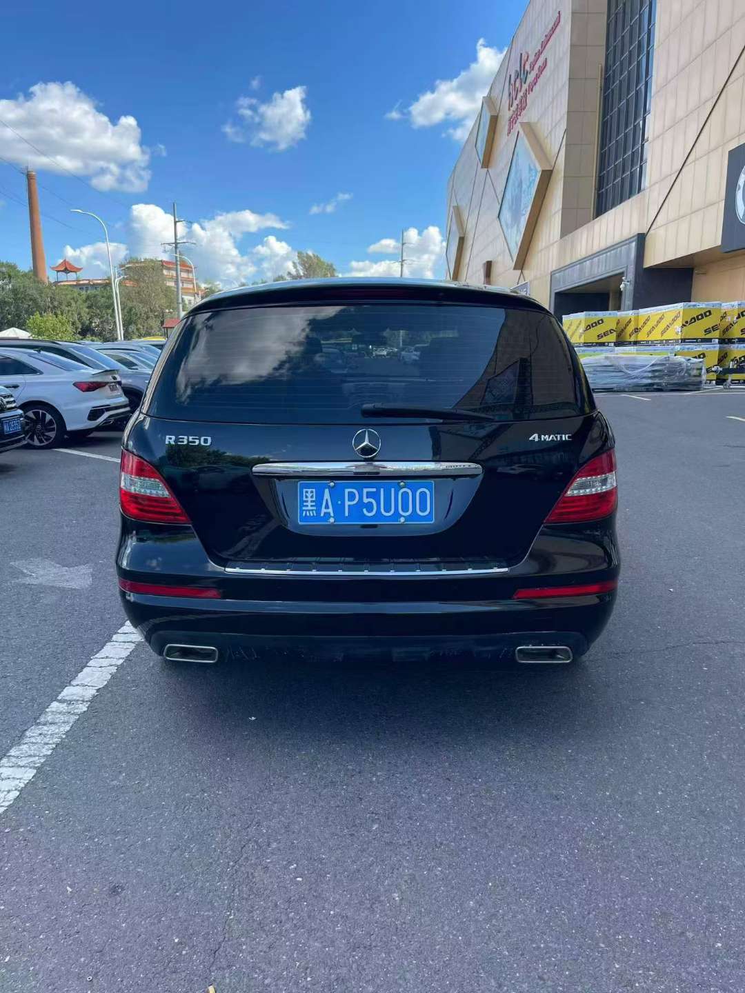 Mercedes-Benz R-Class 2013 3.5L 4WD 6-Seater 6