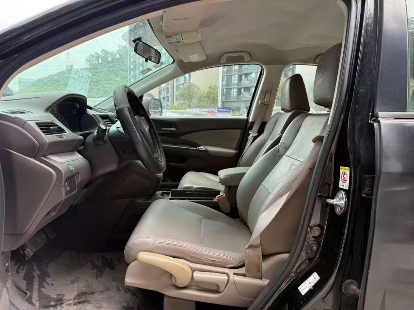 Honda CR-V 2.0L Automatic Without Sunroof 7