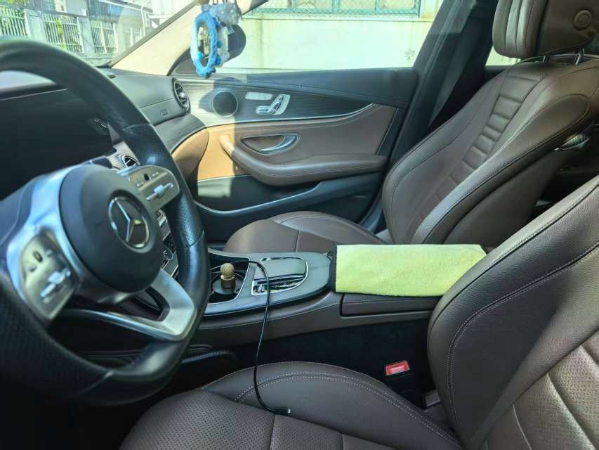 Mercedes-Benz E-Class 2020 E300L Sport Fashion 2