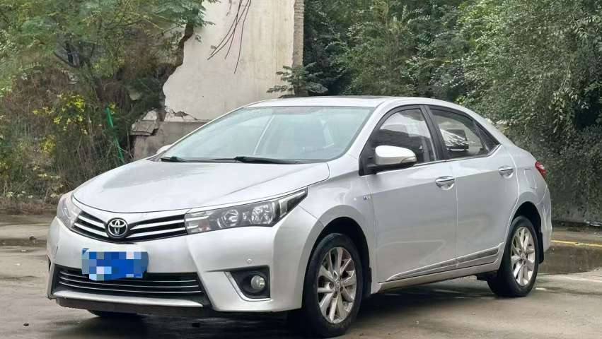 Toyota Corolla 1.6L Automatic with Sunroof 2