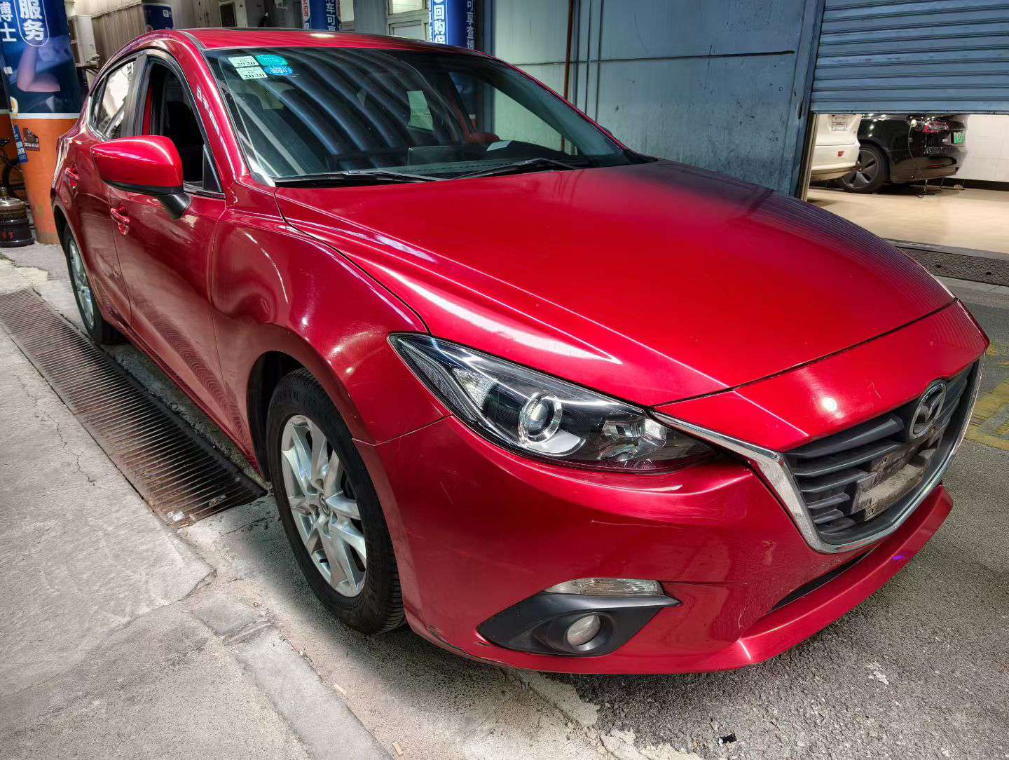 Mazda Axela 2014 Automatic Sunroof 3