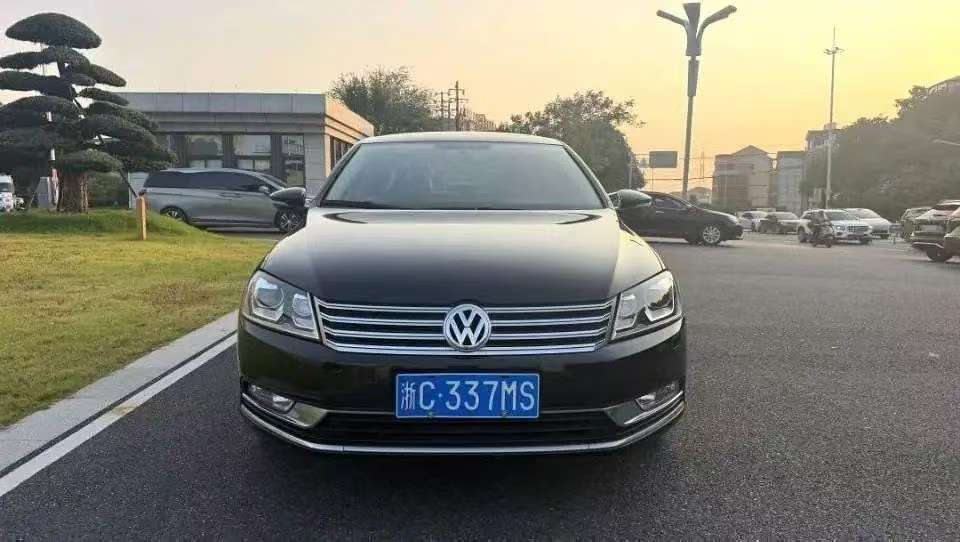 Volkswagen Magotan Facelift 1.8TSI Luxury