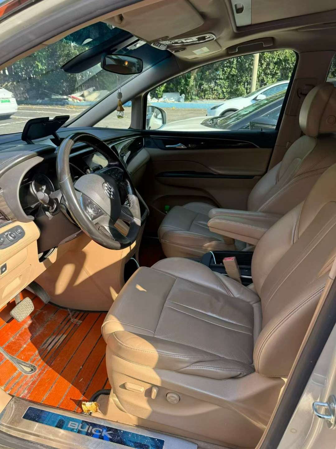 Buick GL8 2017 ES Luxury 7