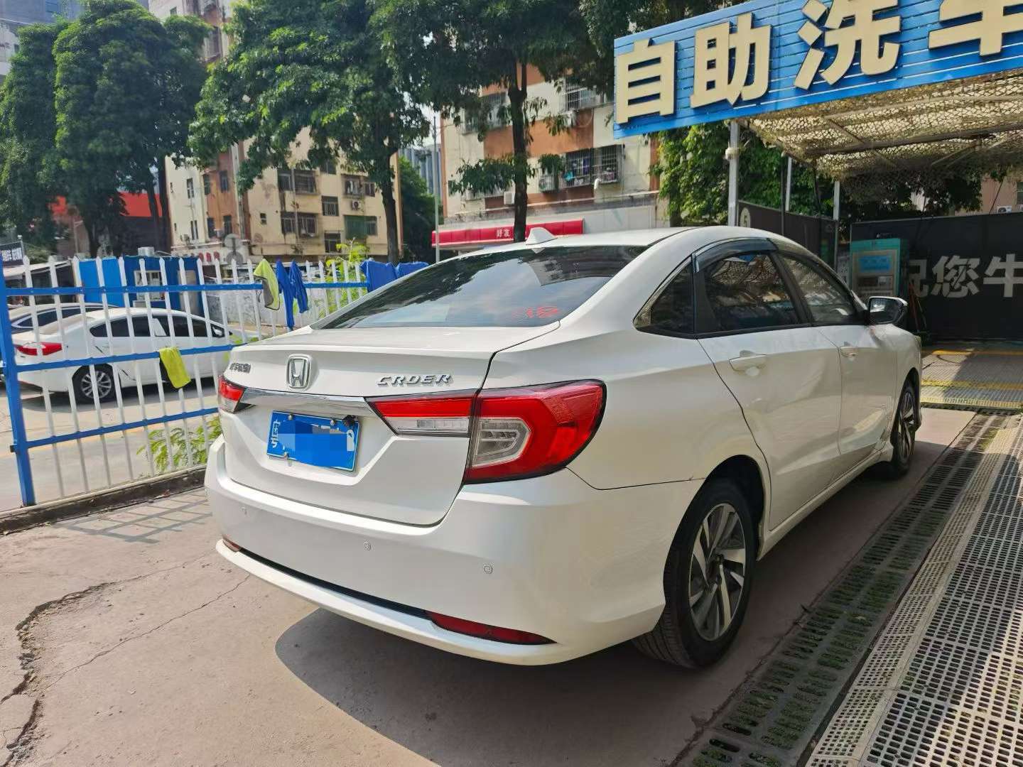 Honda Breeze 180 Turbo CVT Comfort Edition 3
