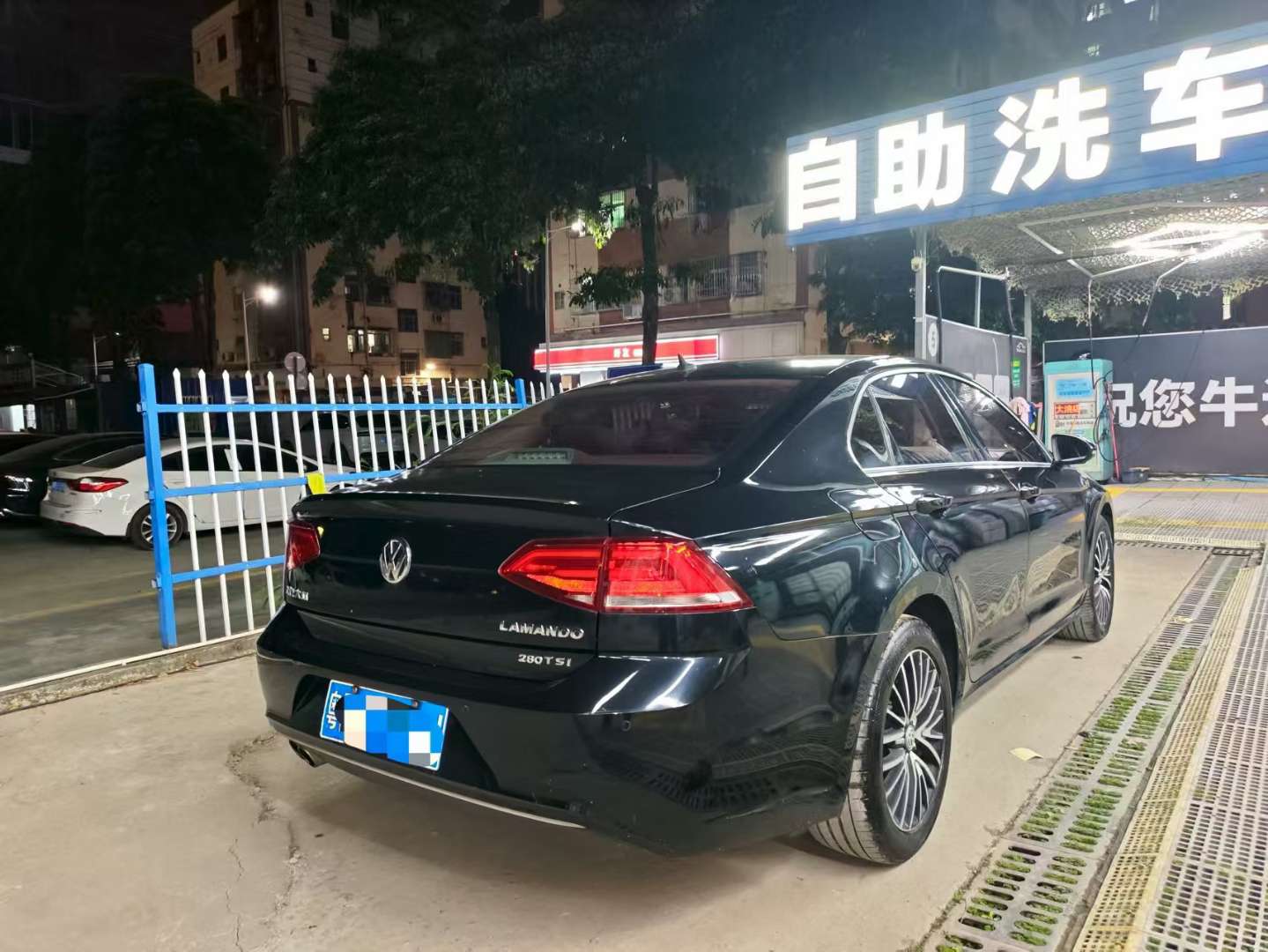 Volkswagen Lamando 280TSI DSG Comfort Edition 3