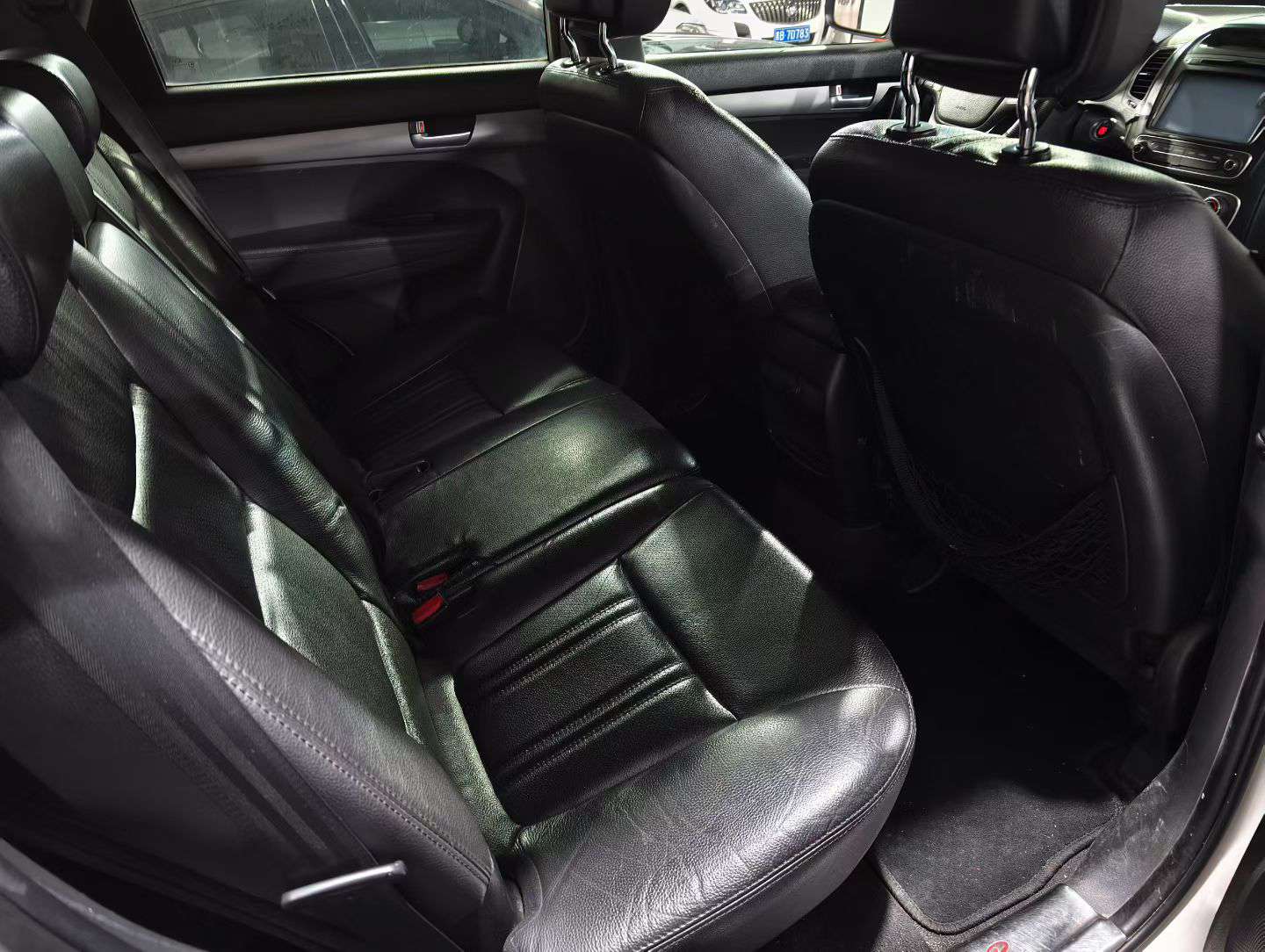 Kia Sorento 2.4 4WD 7-Seater Luxury 8