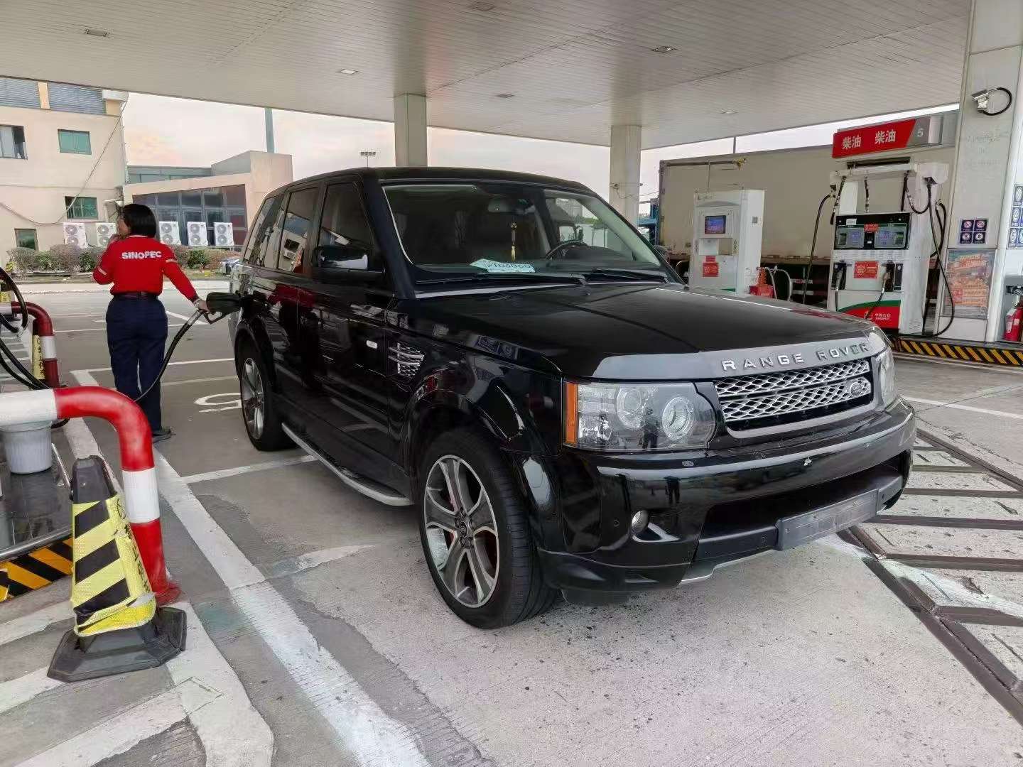 Land Rover Range Rover Sport 5.0 V8 Automatic 4WD 7