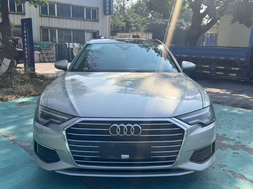 Audi A6L Luxury Elegant Edition 2