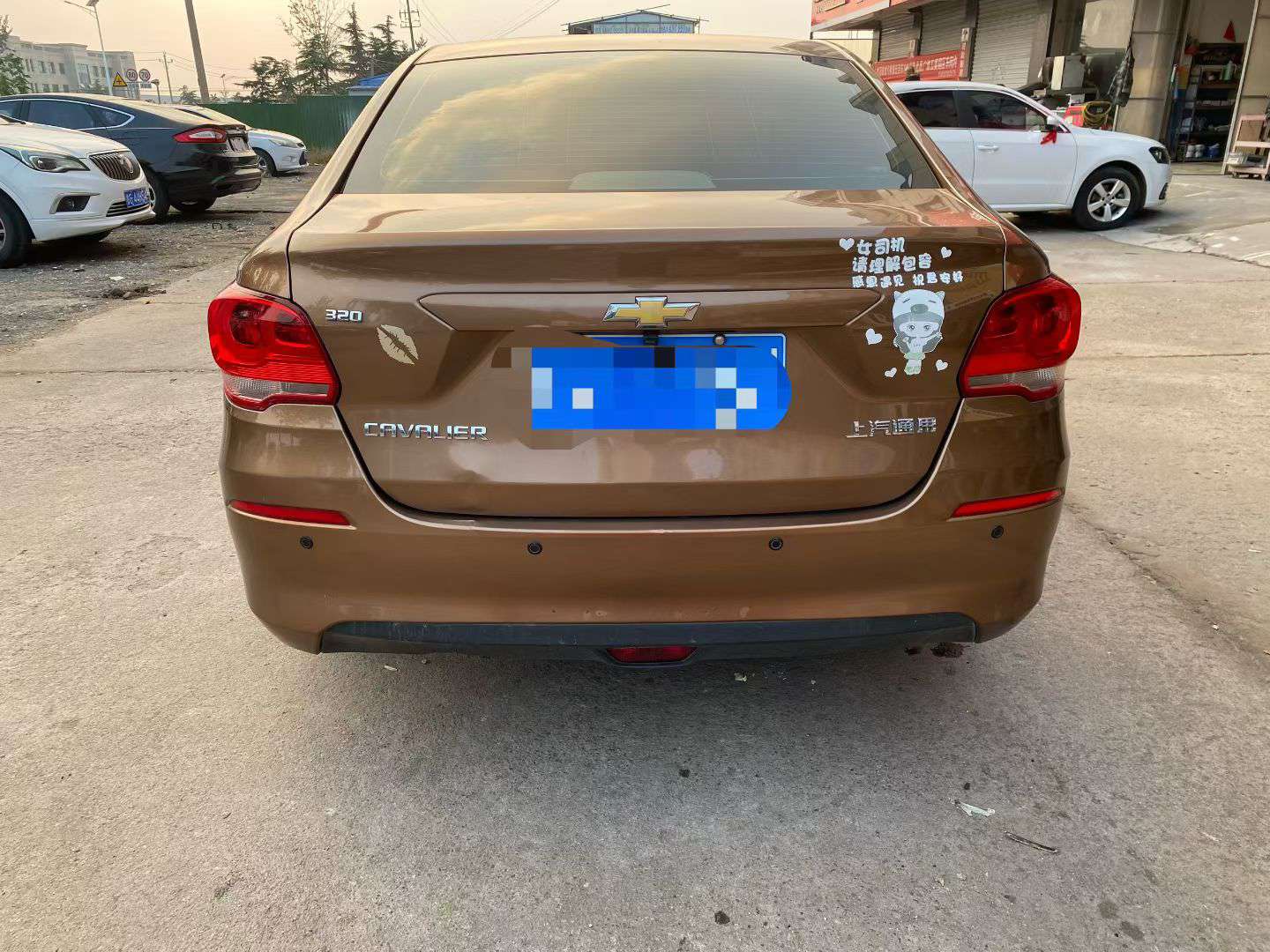 Chevrolet Cavalier 4