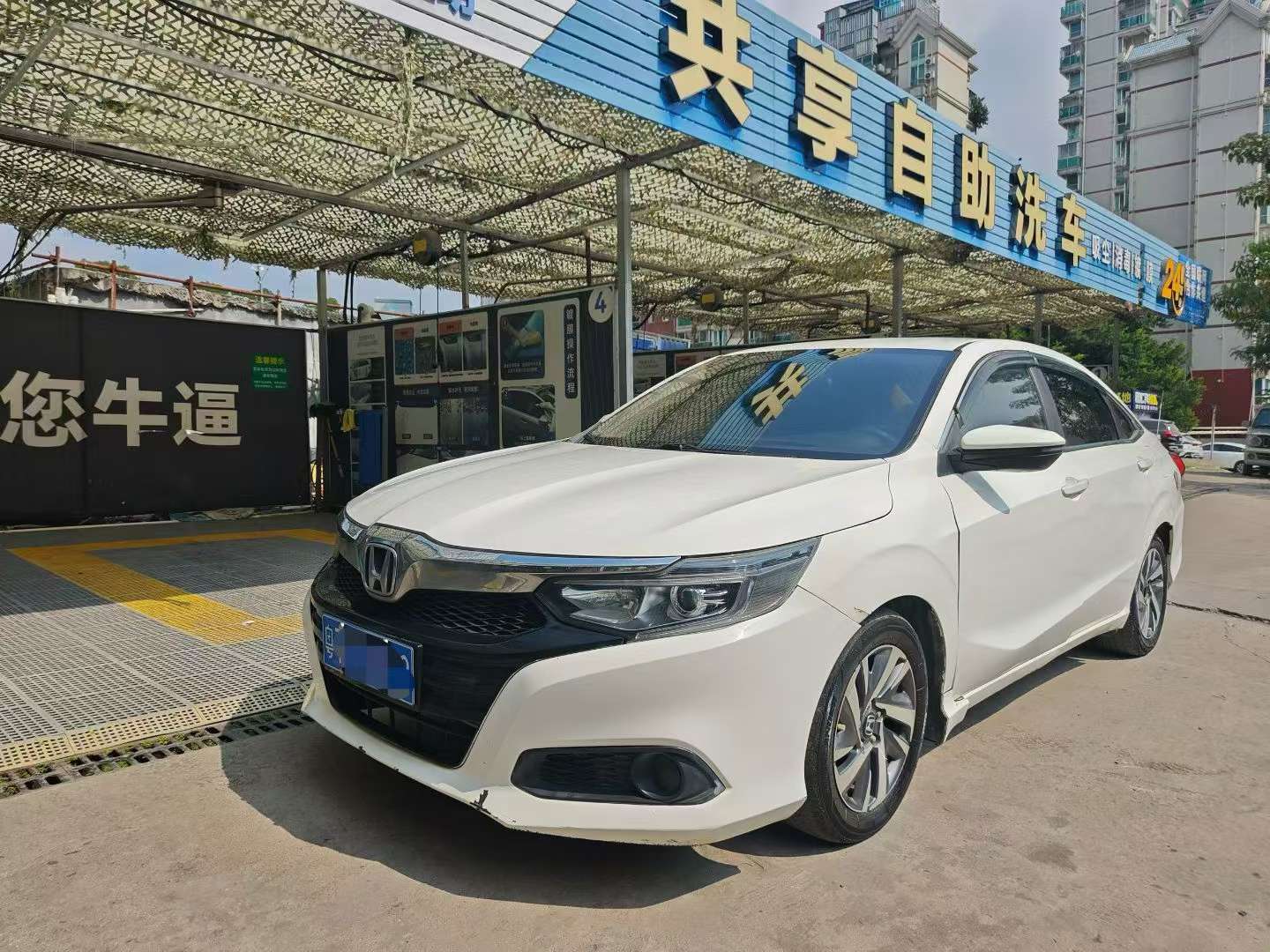Honda Breeze 180 Turbo CVT Comfort Edition 2