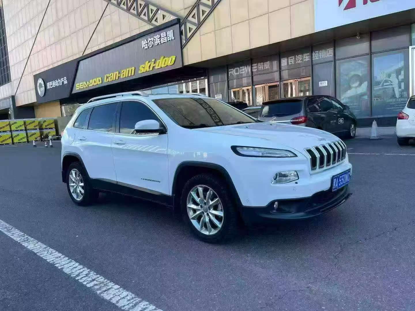 Jeep Cherokee 5