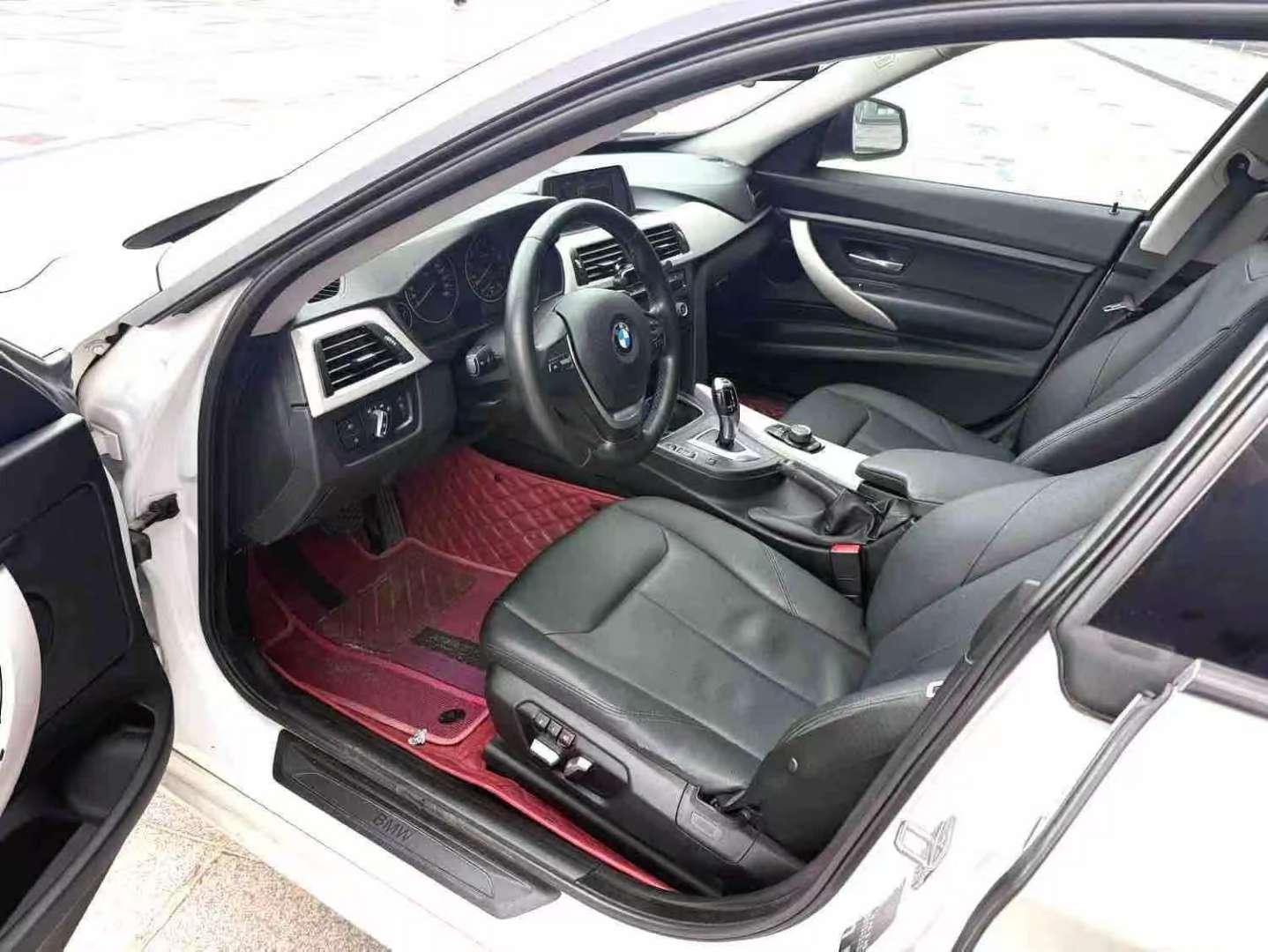 BMW 3 Series GT 320i 2.0T Fashion Edition 5