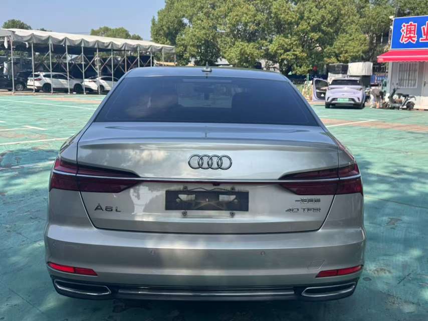 Audi A6L Luxury Elegant Edition 3