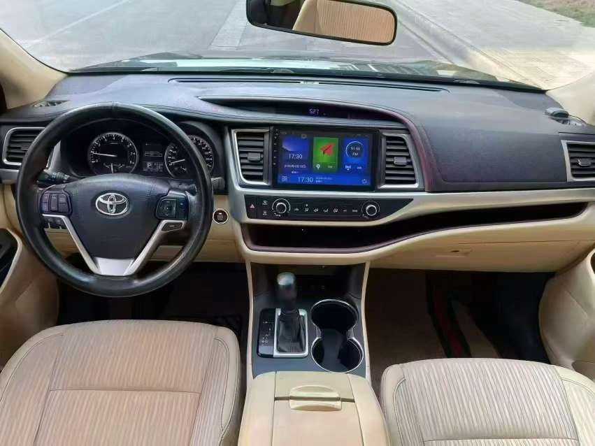 Toyota Highlander 2.0T AWD 7-Seater 8