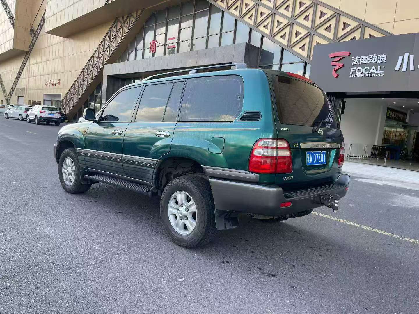 Toyota Land Cruiser 2004 4.7L Automatic 4WD 5