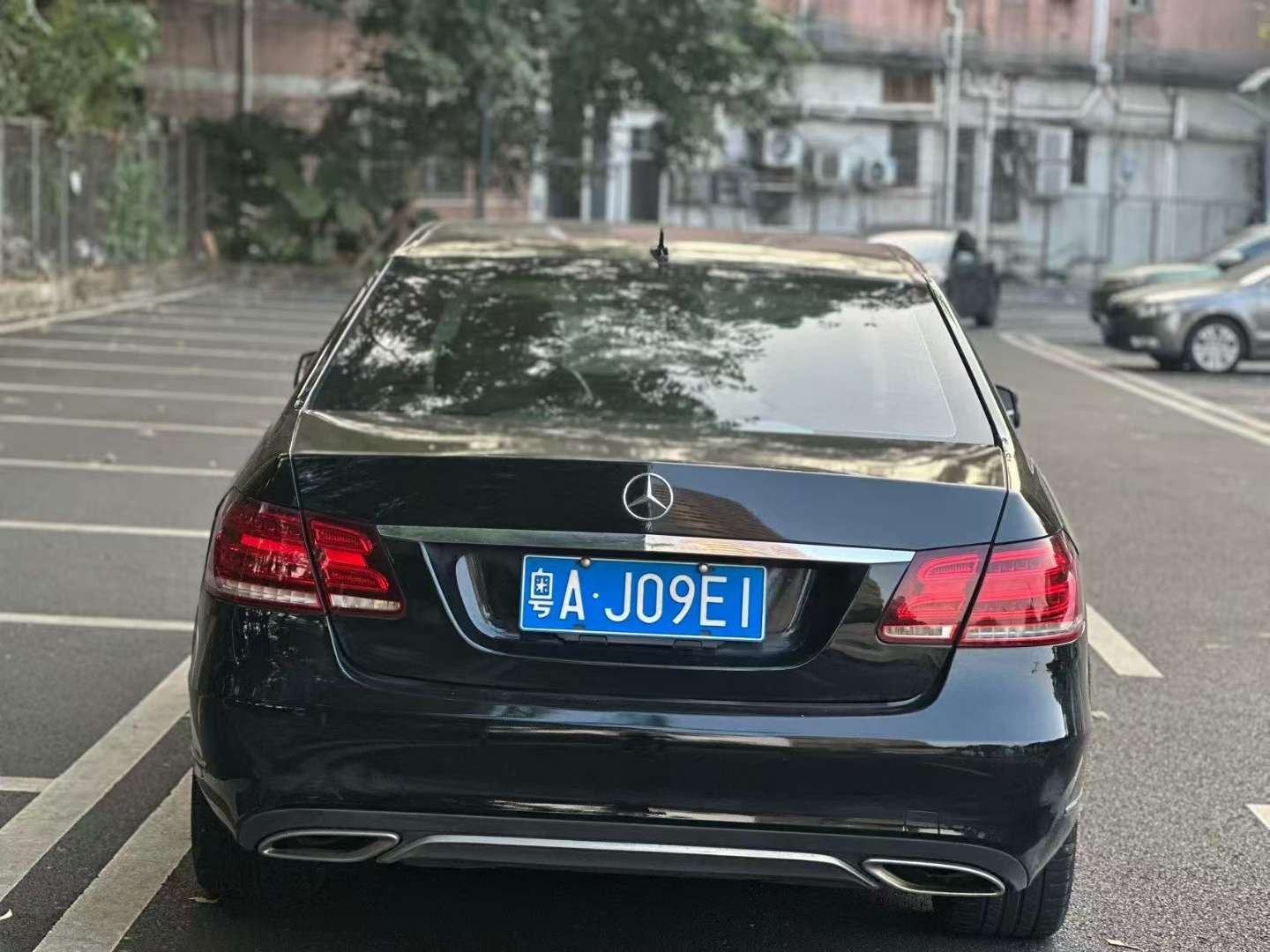 Mercedes-Benz E-Class 2.0T Sport Edition 3