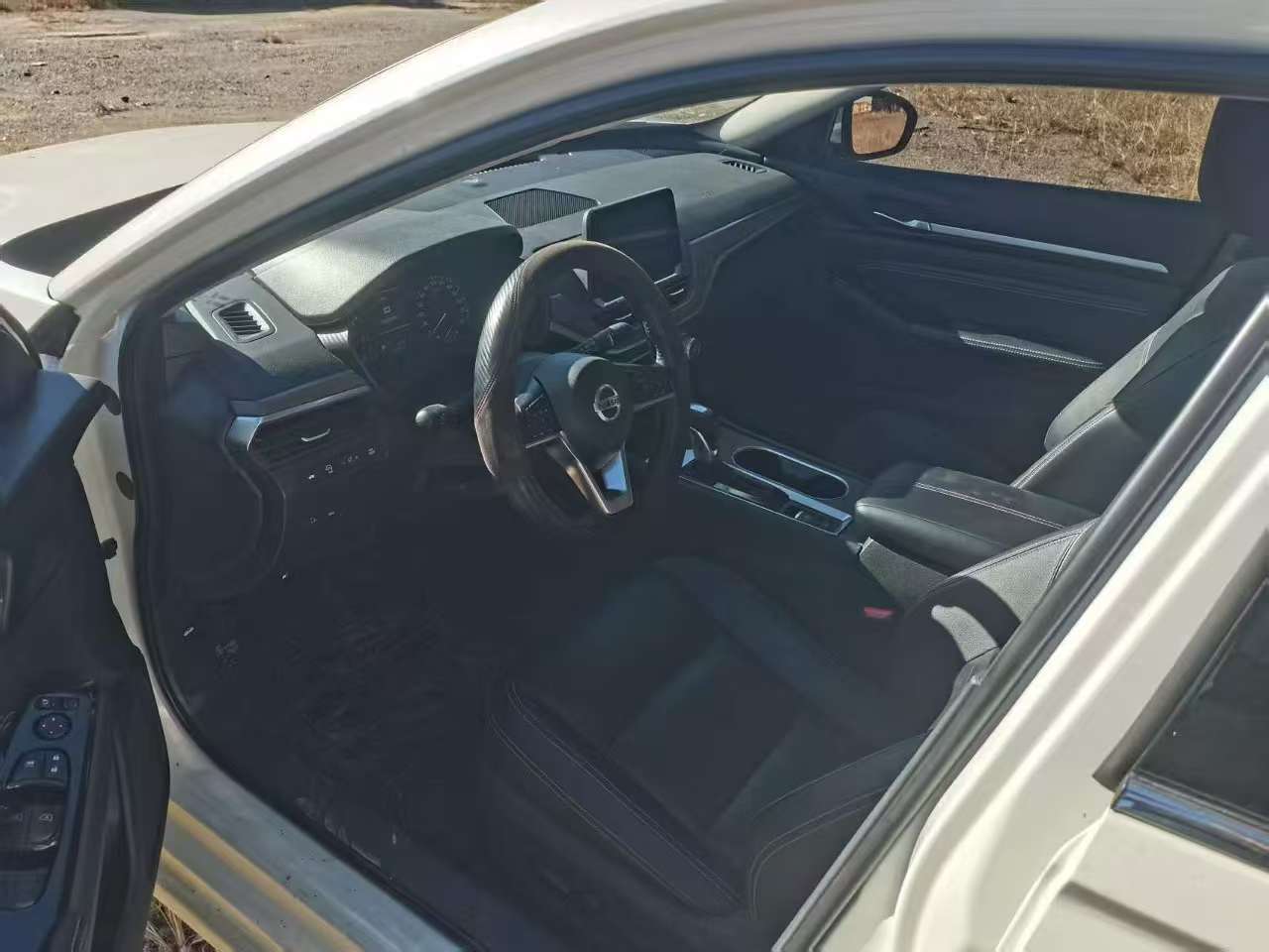 Nissan Altima 5