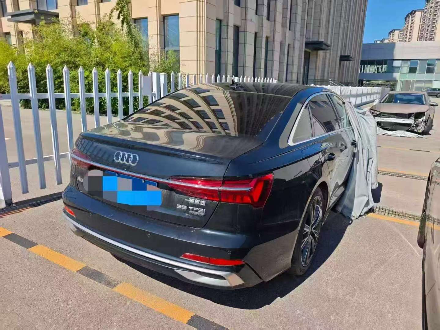Audi A6 4