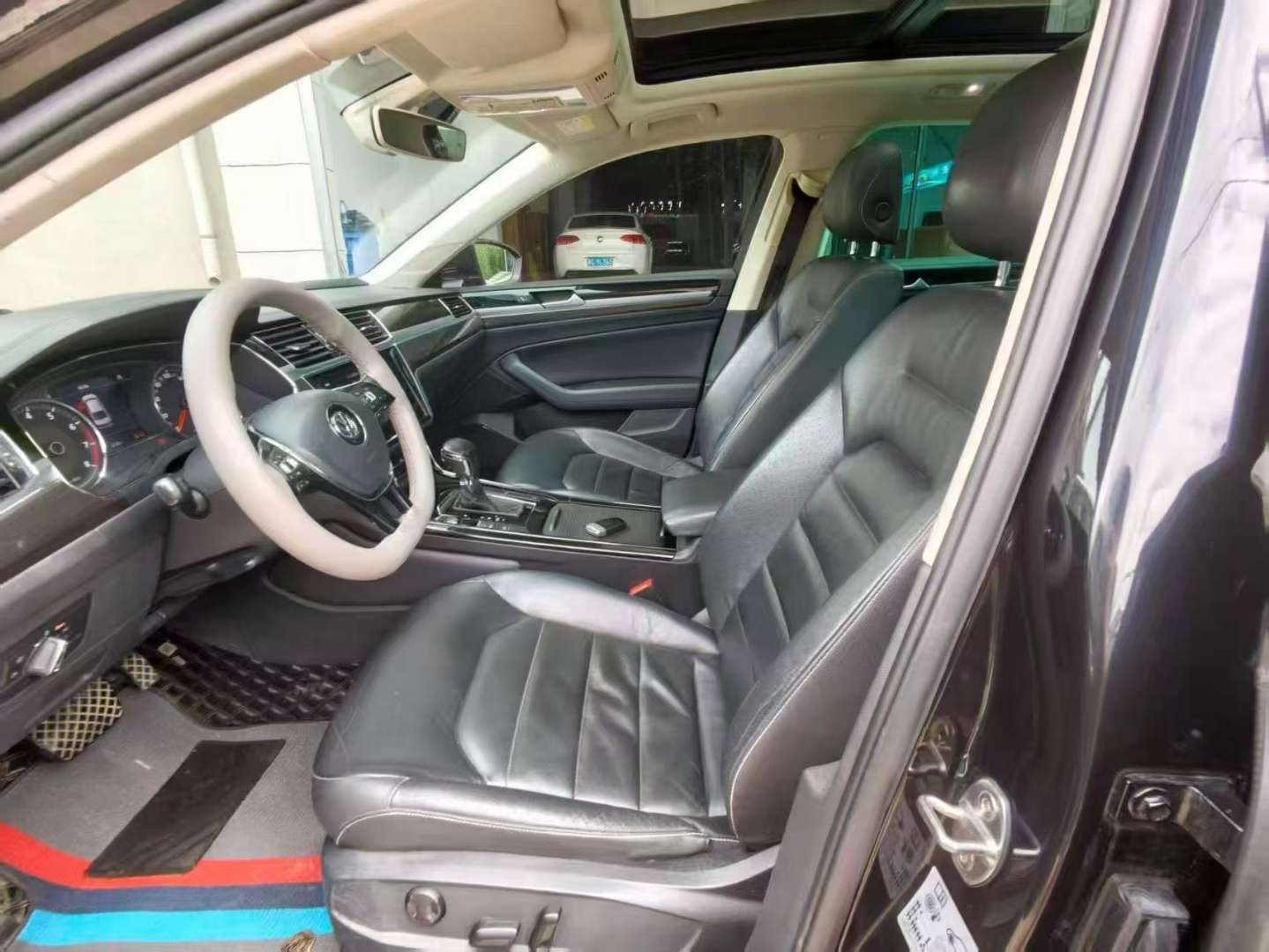 Volkswagen Phideon 5