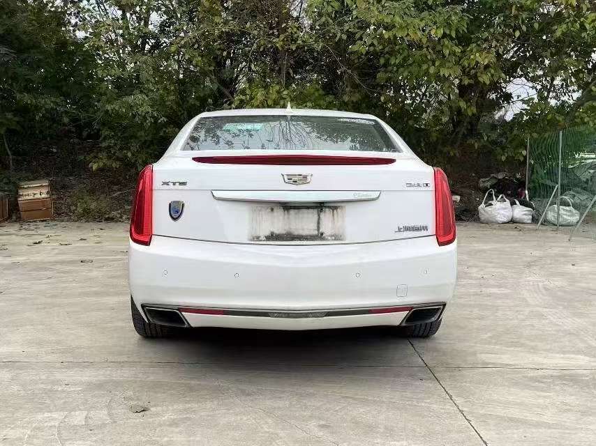 Cadillac XTS 2016 2.0T 28T Luxury 4