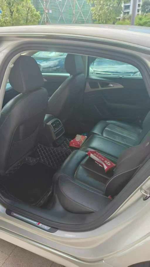 Audi A6 4