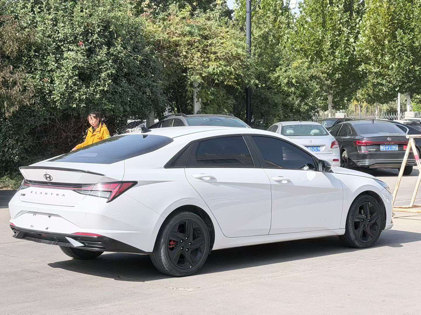Hyundai Elantra 2022 1.5L CVT 20th Anniversary Edition 4