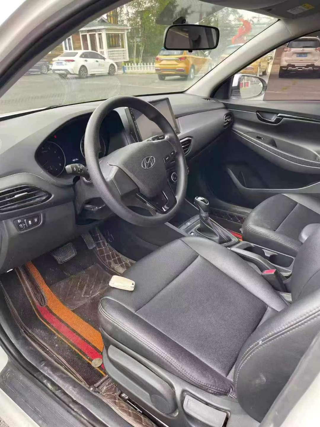 Hyundai Elantra 7