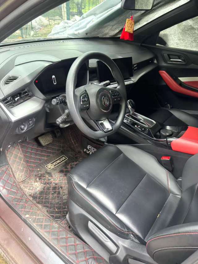 MG MG5 1.5 Youth Luxury Edition 2