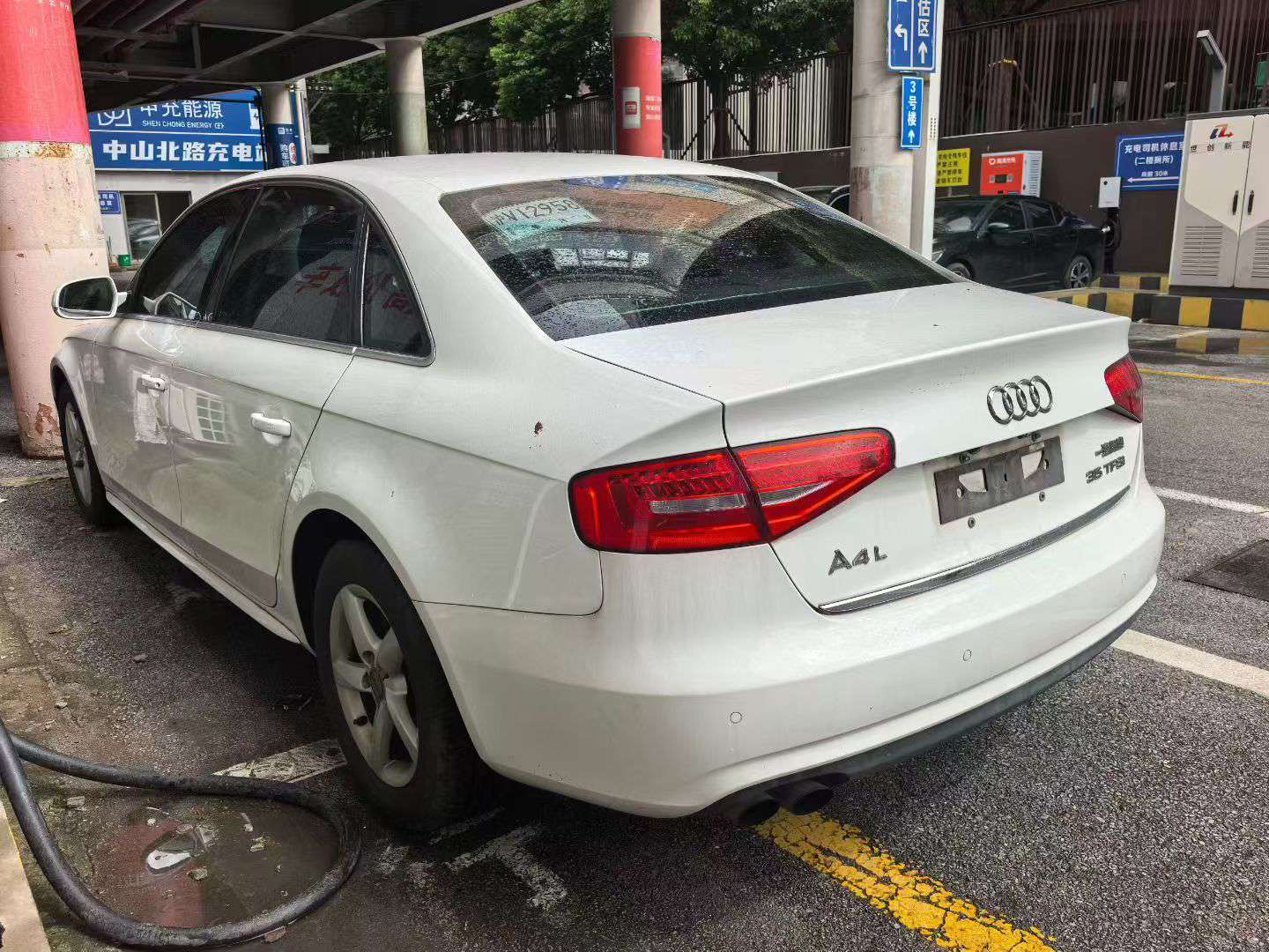 Audi A4L 2013 2.0L Automatic 4