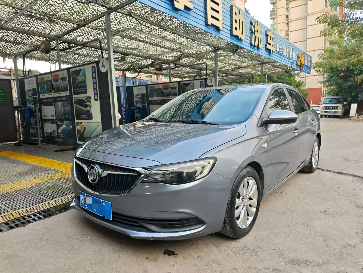 Buick Excelle 15T Dual-clutch Connected Elite 2