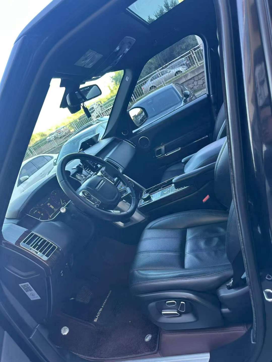 Land Rover Range Rover Executive Obsidian Limited Edition 7