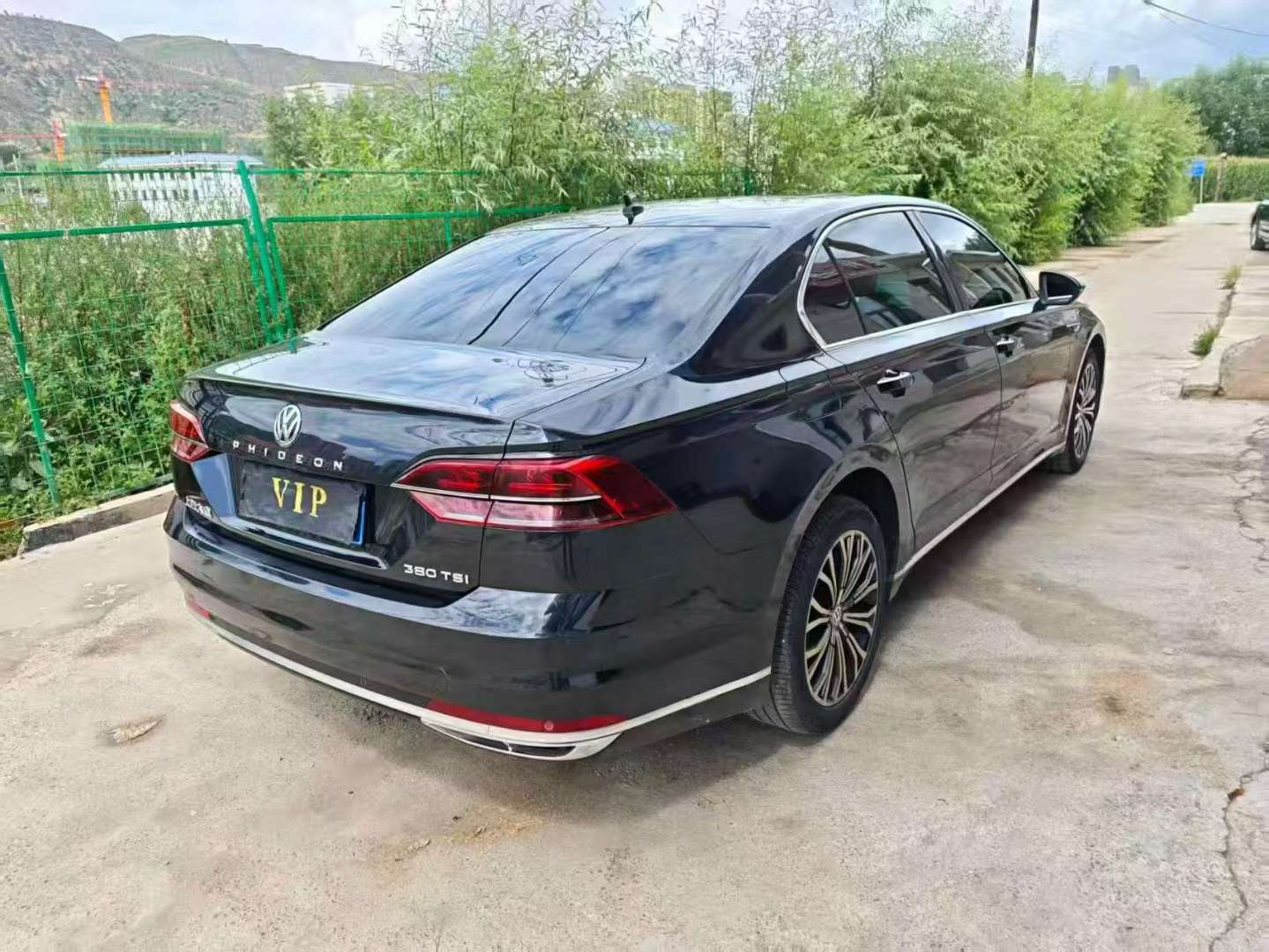 Volkswagen Phideon 4