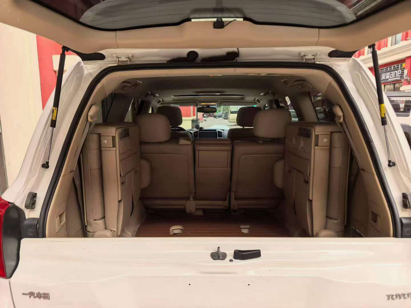 Toyota Land Cruiser 2012 4.0L VX 9