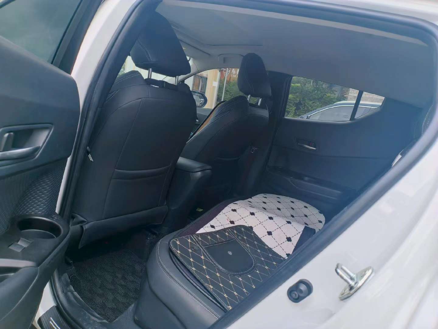 Toyota Zelas 2022 2.0L Yixiang CARE Edition 4