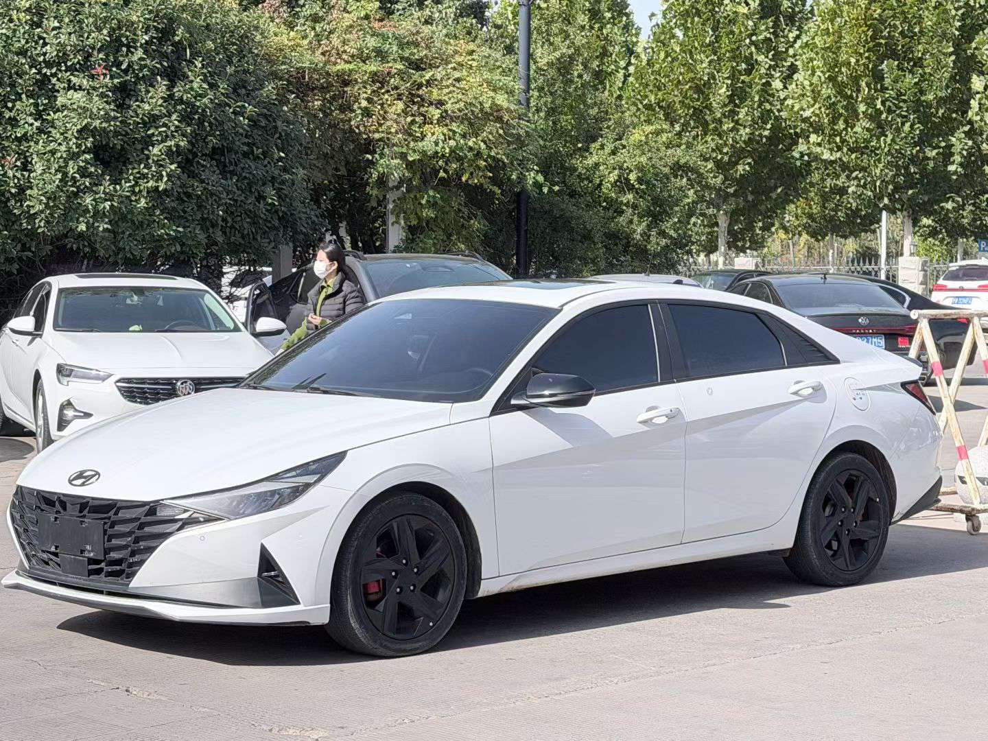 Hyundai Elantra 2022 1.5L CVT 20th Anniversary Edition