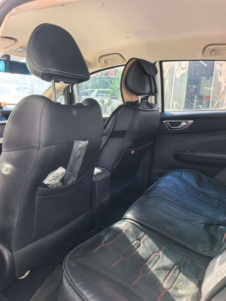 Geely X3 5