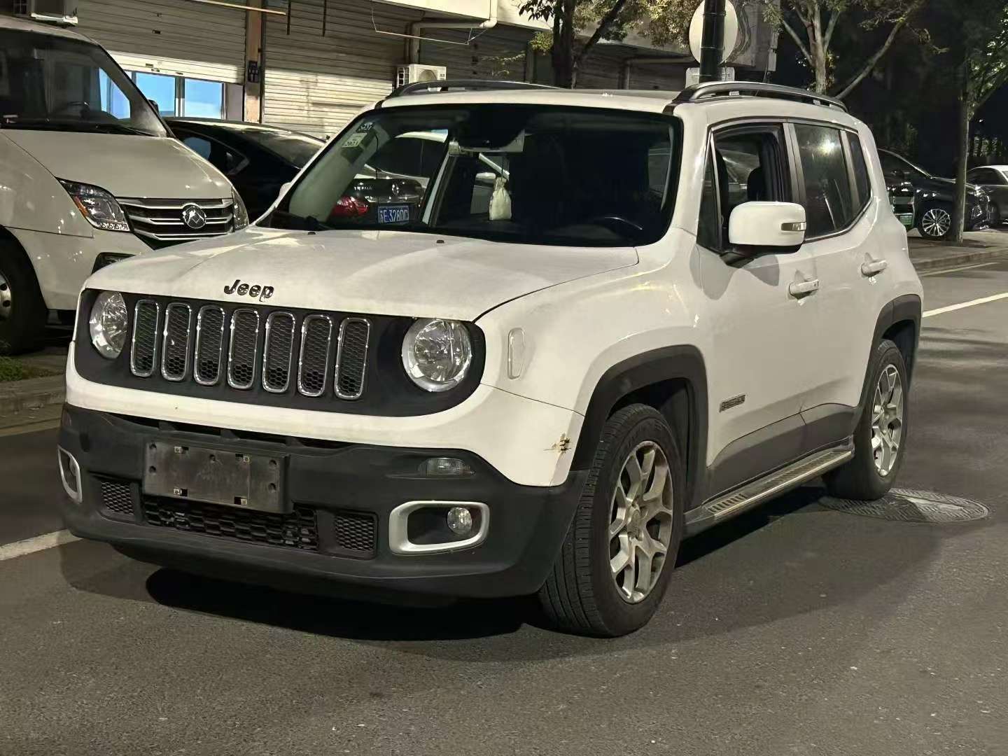 Jeep Renegade 3