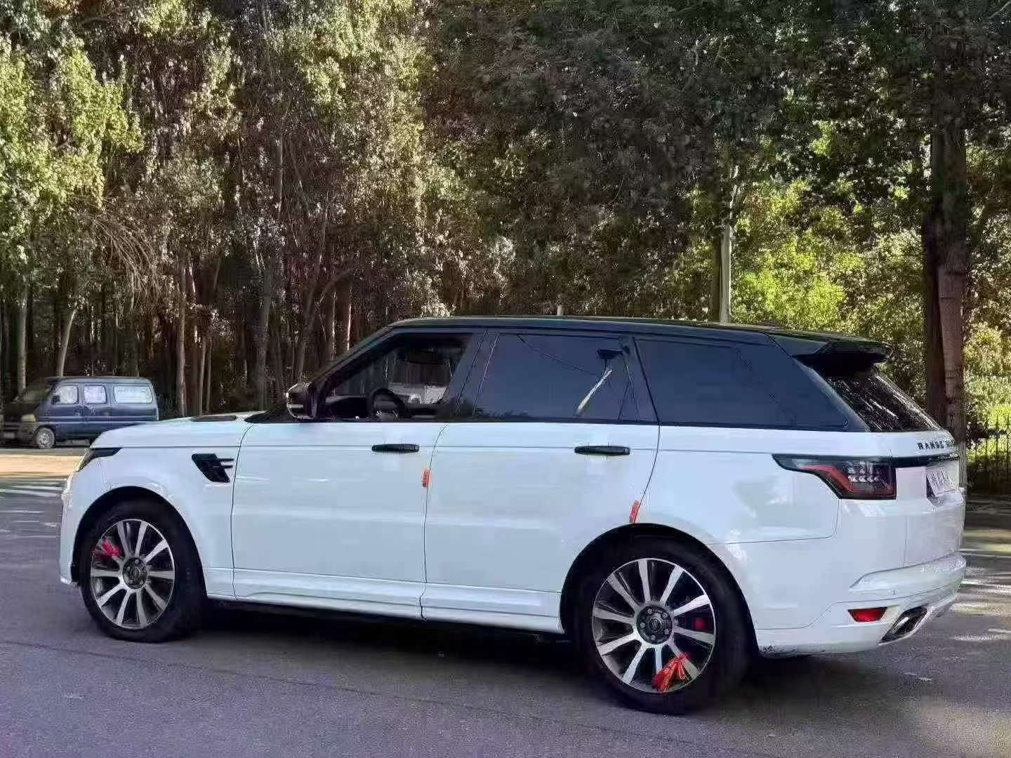 Land Rover Range Rover Sport 3.0T Gasoline 5