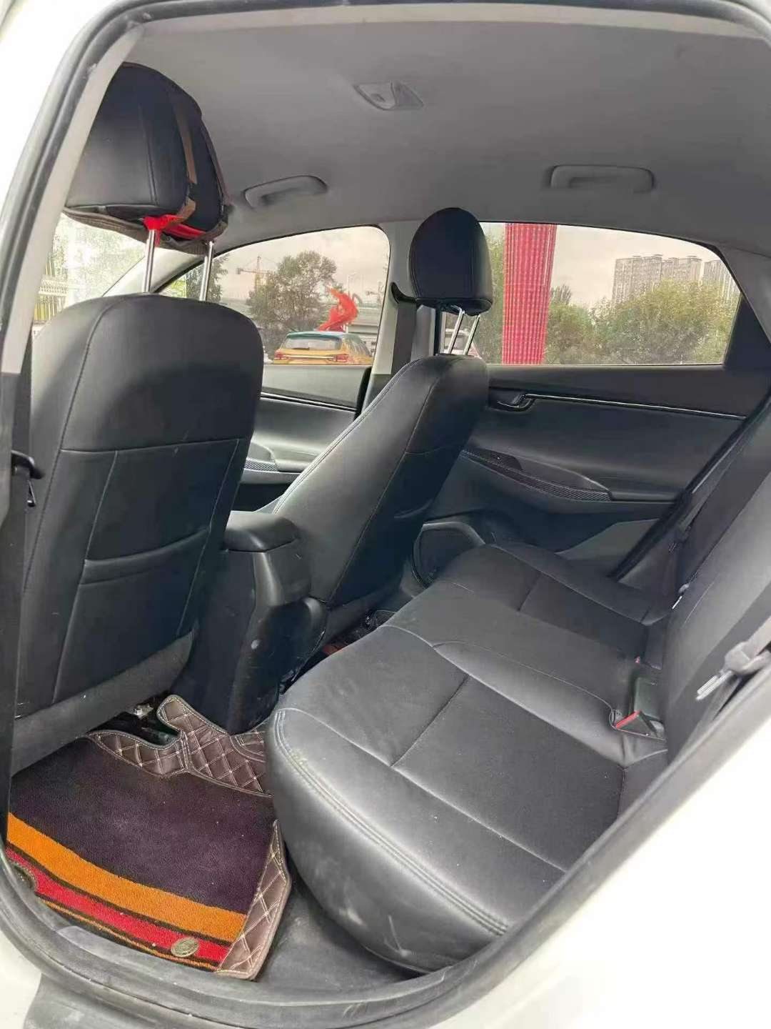 Hyundai Elantra 9