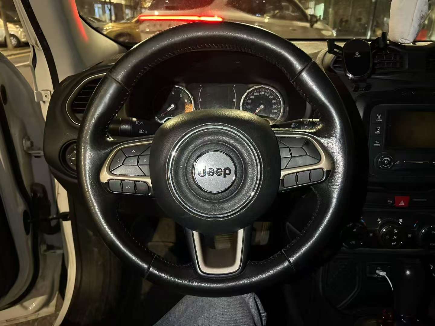 Jeep Renegade 6