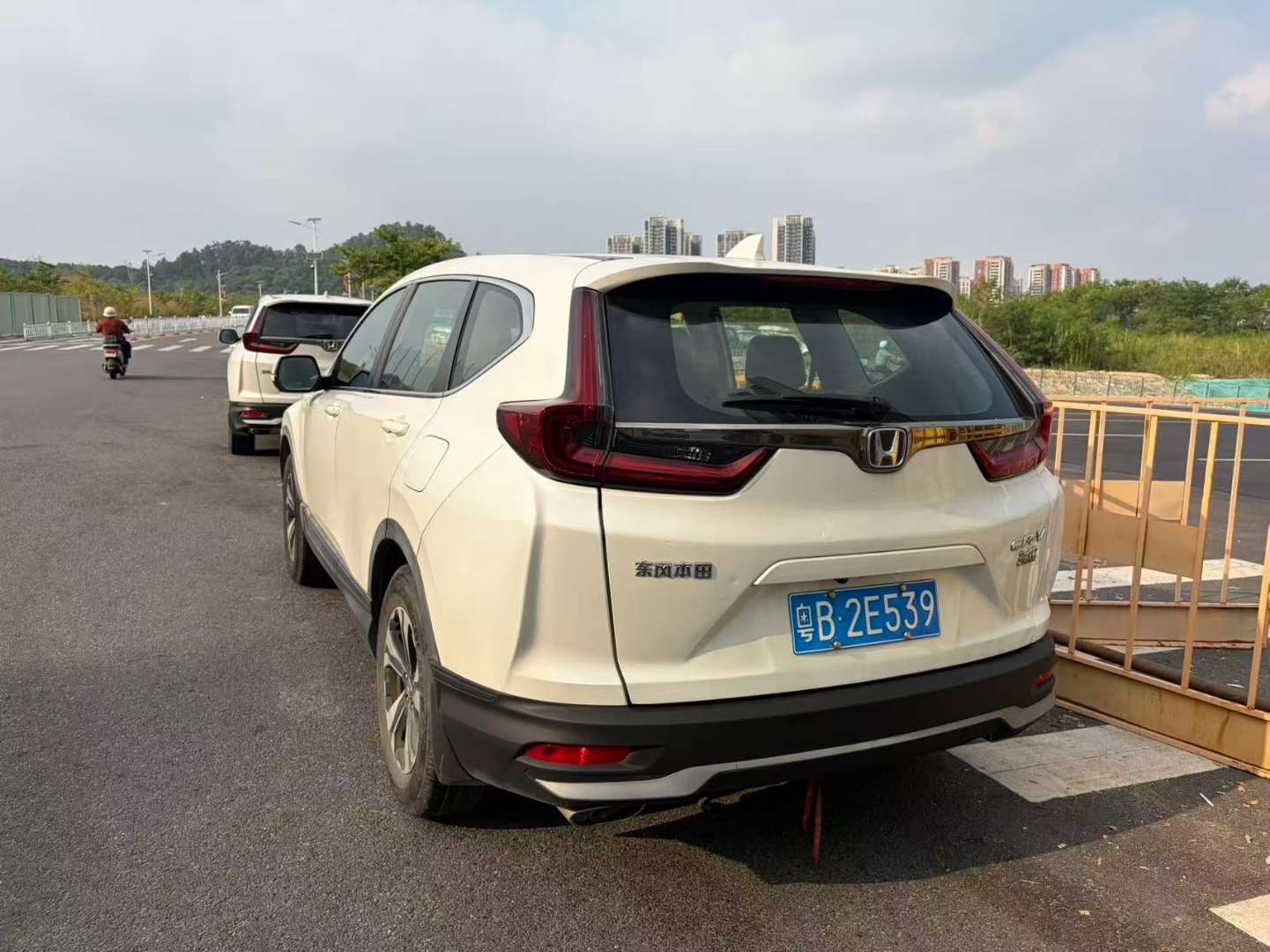 Honda CR-V FWD Comfort Edition 1.5L Automatic 3