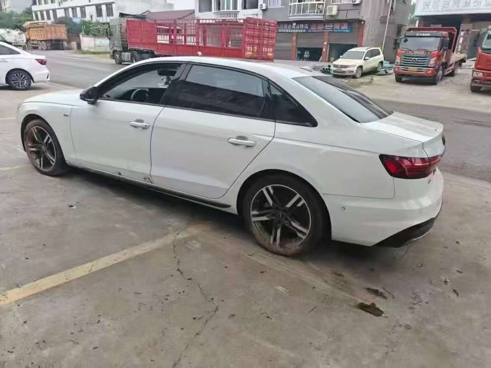 Audi A4L 2.0 Automatic 7