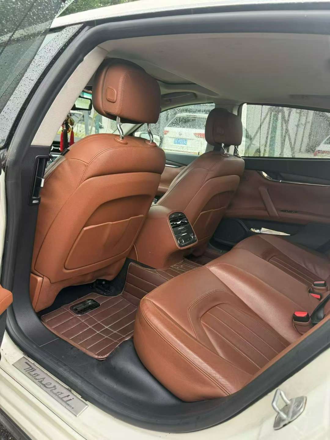 Maserati Quattroporte 6