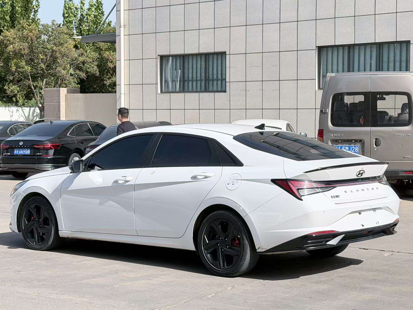 Hyundai Elantra 2022 1.5L CVT 20th Anniversary Edition 6